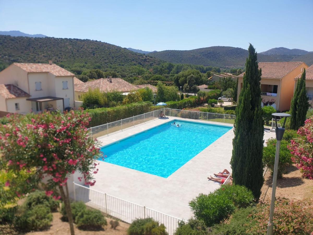 Coin tranquille à 2km de Saint-Florent Oletta  Extérieur photo